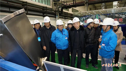 &ldquo;三線建設(shè)與新中國發(fā)展&rdquo;專家論壇代表到東汽調(diào)研